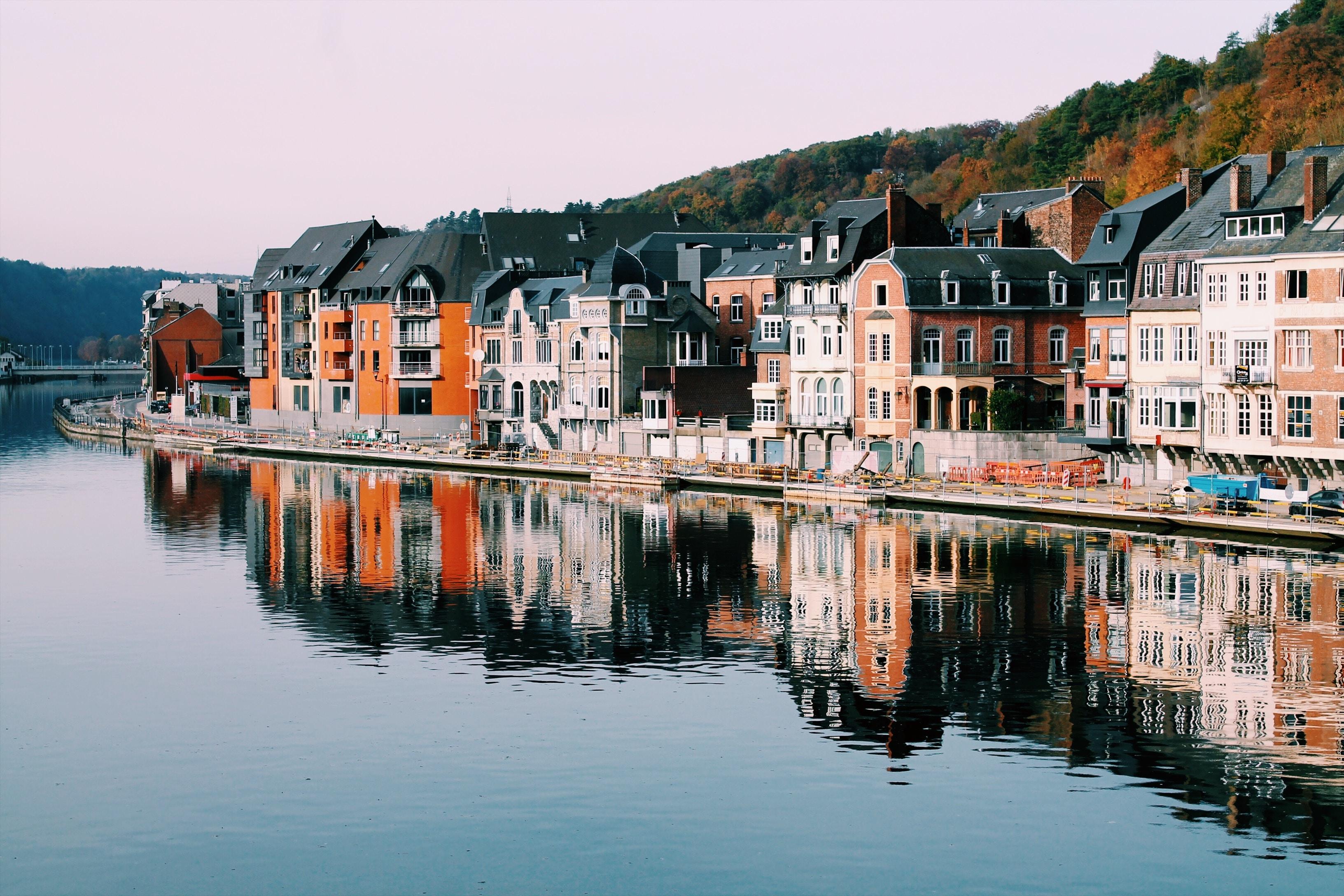 5 Ways to Explore Europe